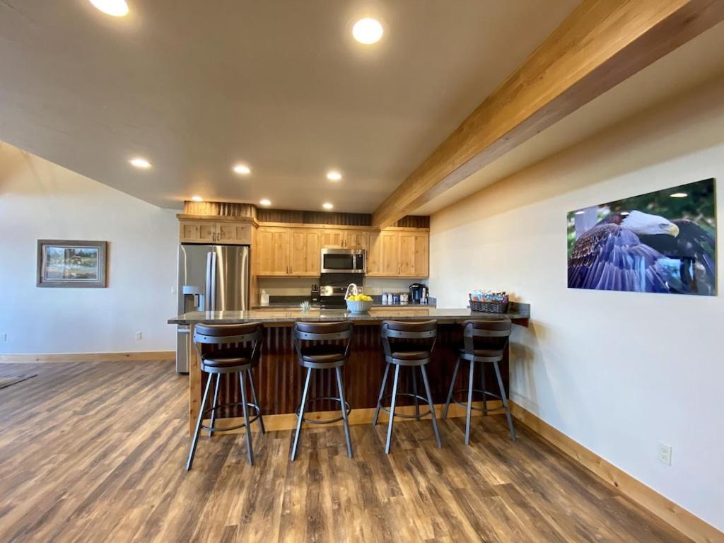Townhome Next To Clubhouse In Exclusive Eagle Bend - The Glacier Bigfork Kültér fotó