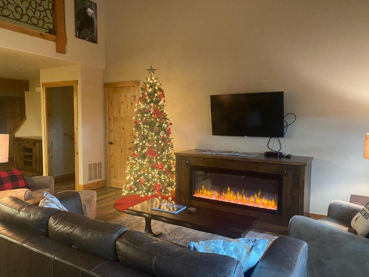 Townhome Next To Clubhouse In Exclusive Eagle Bend - The Glacier Bigfork Kültér fotó